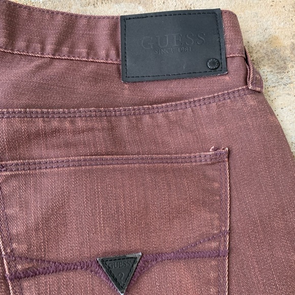 Guess Jeans - Picture 2 of 5